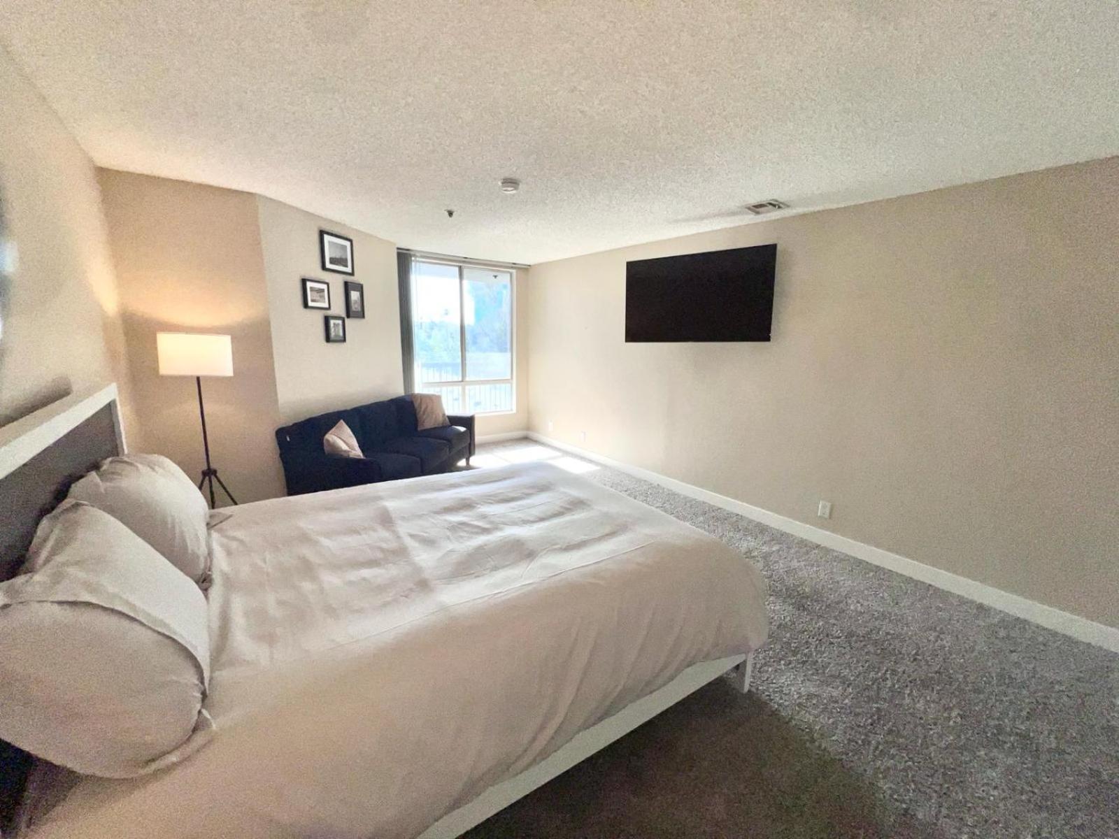 Hollywood Two Bedroom & Free Two Parking Spots Apartment Лос-Анджелес Экстерьер фото